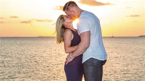 Jj Watt Announces Engagement To Longtime Girlfriend And Soccer Star