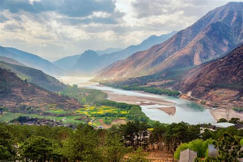 china environmental policies  protect  yangtze river petrex