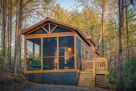 green river log cabins builds custom park models   weeks green river cabins cabins