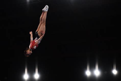 les championnats du monde de gymnastique au trampoline reculent pour eviter le choc du congres