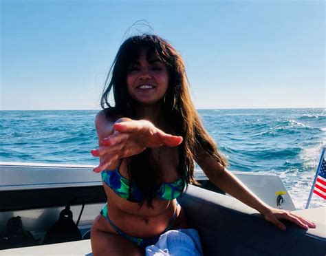 selena gomez bikini the fappening 2014 2019 celebrity photo leaks