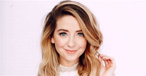this isn t anywhere close to an apology zoella s grovelling apology