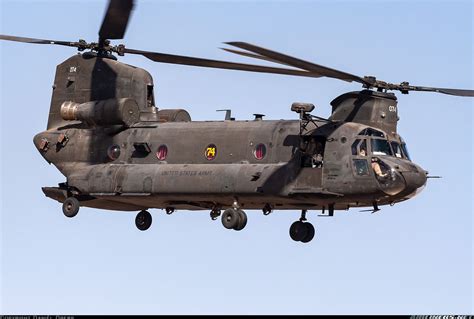 boeing ch  chinook usa army aviation photo  airlinersnet chinook chinook