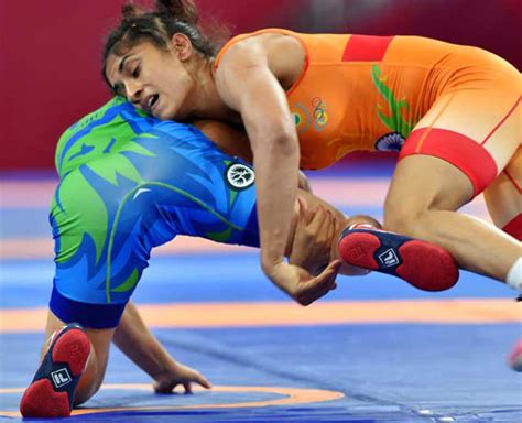 vinesh phogat becomes first indian women to win gold in asian games for