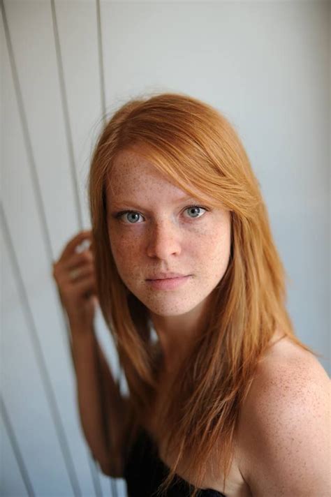 french redheaded model fräknar fotografering