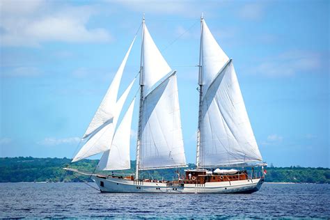 classic schooner sail    boats  sale wwwyachtworldcouk