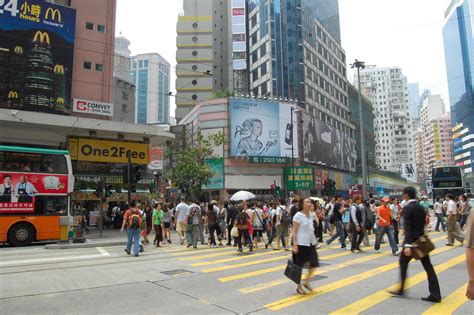 busy street  causeway bay busy street  causeway bay flickr