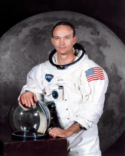 apollo  astronaut michael collins  passed   age