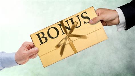 employer provided bonuses what are they what types of businesses
