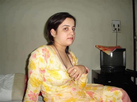 hot girls from pakistan india and all world pakistani girls on facebook photos