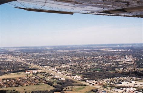 ardmore  aerial photo  ardmore oklahoma  northeast photo picture image oklahoma