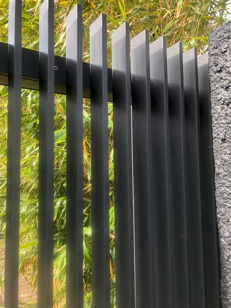 aluminium blade fencing modern fence design modern fence fence