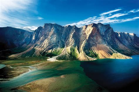 untamed wilderness  labradors torngat mountains landsby