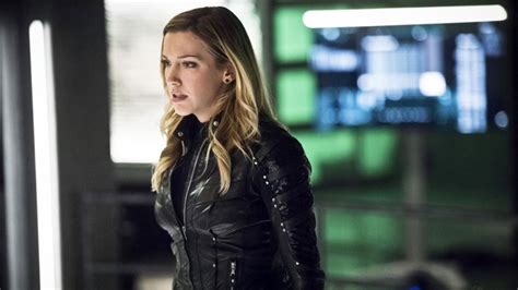 Katie Cassidy To Return To Arrow As A Series Regular