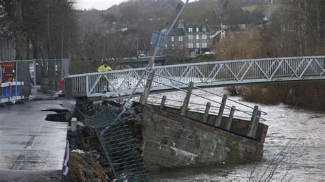 hawick flood defences   delayed   bbc news