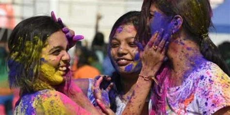 holi tips what to do before and after playing with colours the new