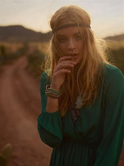 Tania In The Desert Hippie Style Boho Fashion Hippie
