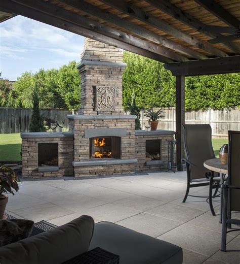 outdoor fireplace ideas  designs  add  touch  glamour interiorsherpa