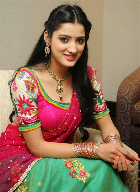 Saree Market South Indian Actresses Richa Panai Red And