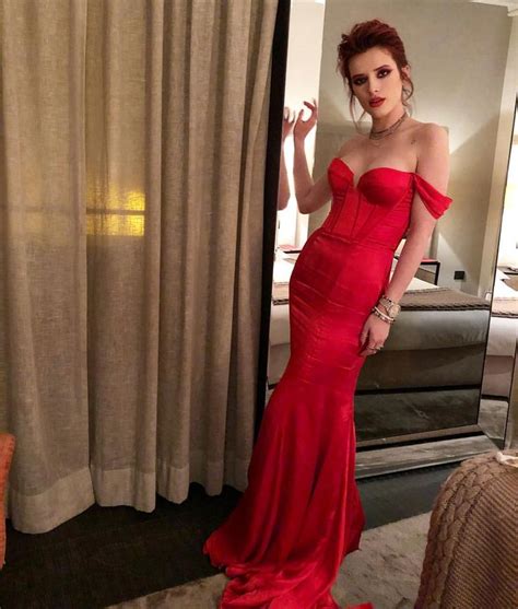 495 3 mil curtidas 2 403 comentários bella bellathorne no instagram “can you tell red is