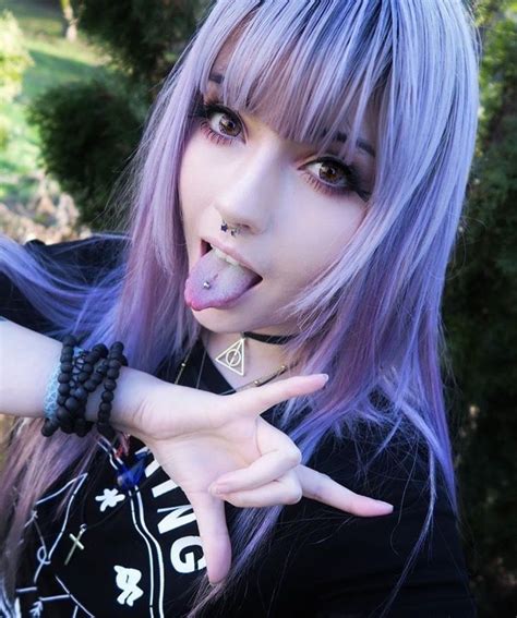 pin by censored today on goth girls 6 cute emo girls emo hair goth