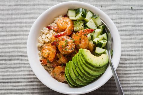 Honey Garlic Shrimp And Quinoa Bowl With Avocado Pescetarian Recipes