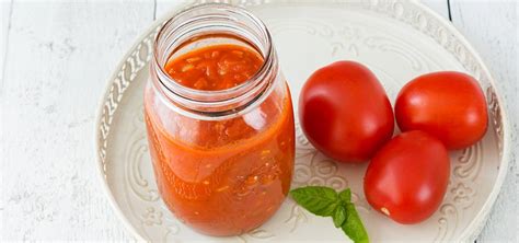 tomatensaus zelf maken lekker bij de pasta leuke recepten