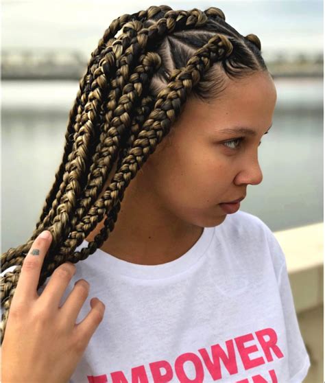 30 amazing triangle box braids we cannot get over new natural hairstyles