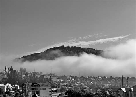 muntele  alb  negru  mishu  flickr