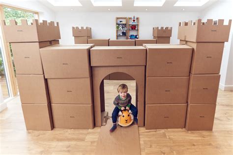 tips    moving easier  kids  fun  boxforts   playroom