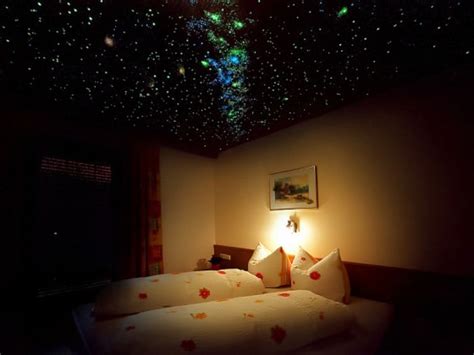 fotos sternenhimmel aus led fuer ein luxurioeses interieur