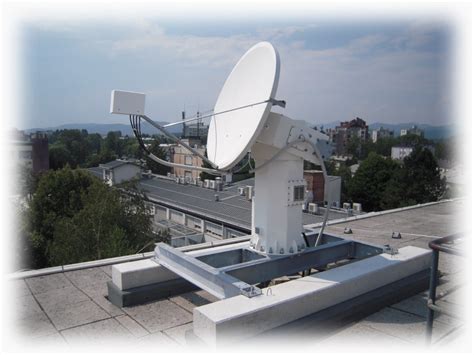 azel antenna rotator aerium podjetje za raziskave  razvoj doo