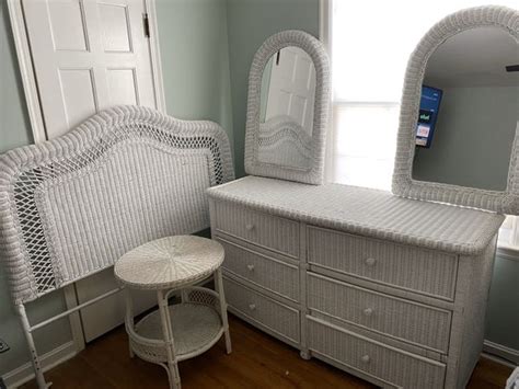 White Wicker Bedroom Set For Sale In Warrensvl Hts Oh Offerup