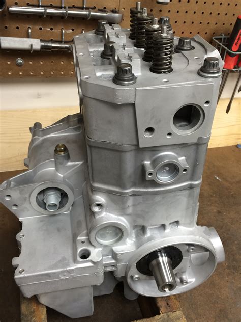 assembly picture  remanufactured polaris  engine