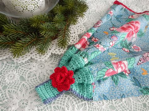 apple blossom dreams towel topper pattern published