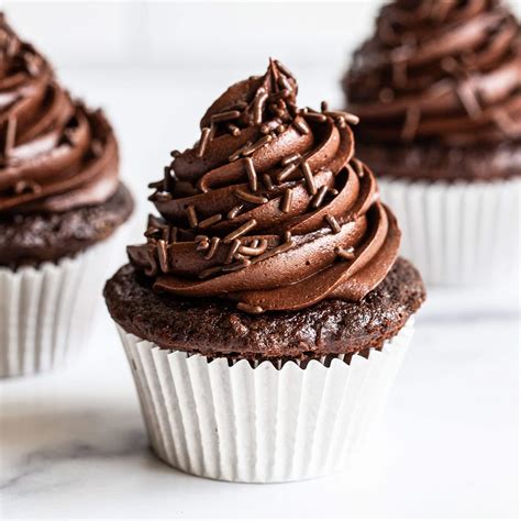 the best cupcake recipes filled chocolate cupcakes and more