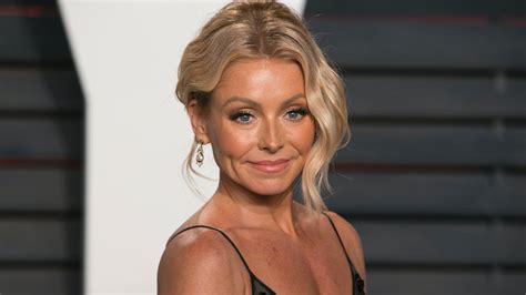 Why Isn T Kelly Ripa On Live This Week Take The Rumors With A Grain