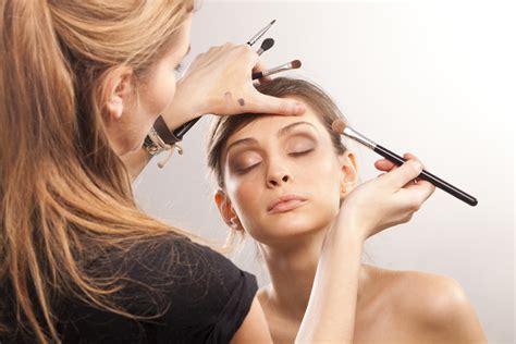 tips and tricks of professional makeup artists blog
