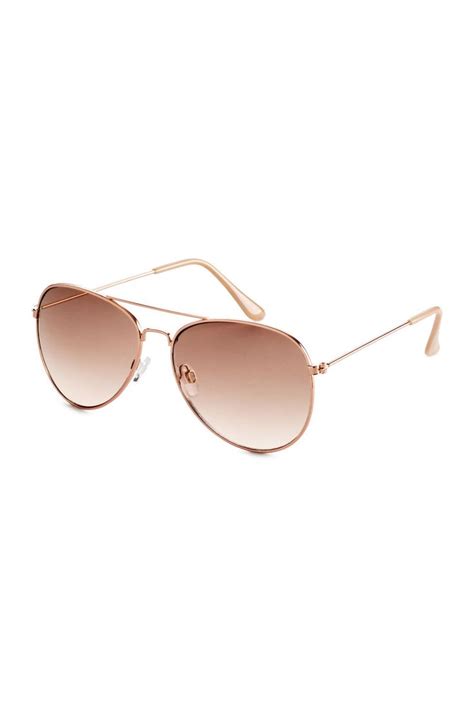 Rose Gold Colored Aviator Style Sunglasses With Metal
