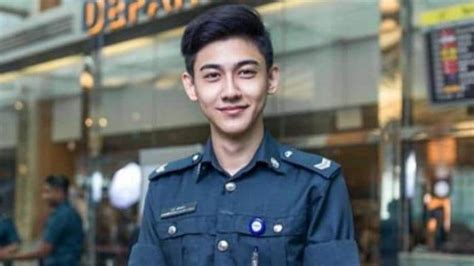 Cerita Foto Polisi Ganteng Singapura Yang Jadi Viral