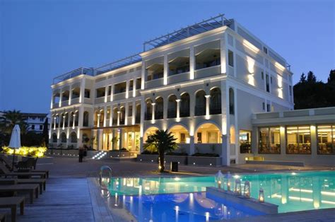minute hotels greece adventures