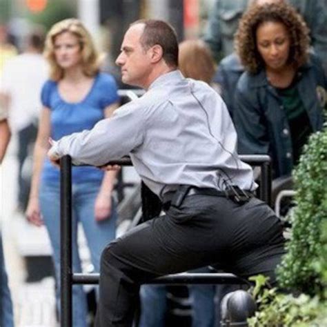 christopher meloni s butt is all the rage right now e online uk