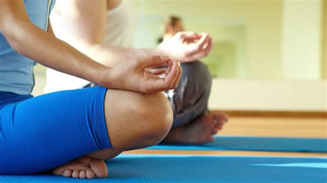 yoga  arthritis regular practice  reduce pain stiffness