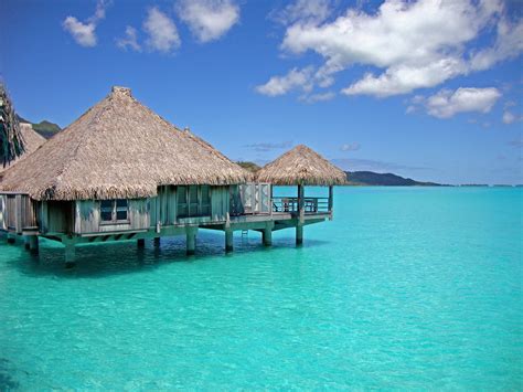bungalow overwater  fiji islands yfgt
