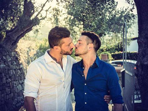 28 things gay bi men should never do in healthy relationships