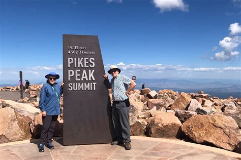 pikes peak summit visitor center cascade