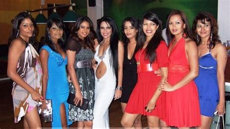 Mpgsl Colombo Hot Party Girls 8