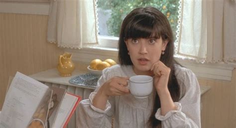 Phoebe Cates So Cute In Drop Dead Fred Phoebe Cates Pretty Movie