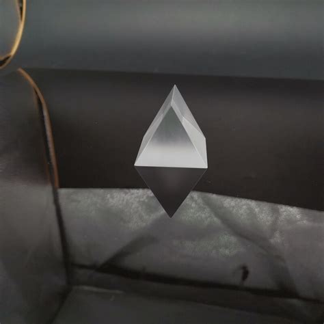 gleichseitiges dreiecks prisma der prisma  grandado