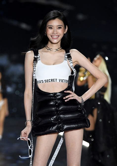 Ming Xi Sexy 18 Photos Thefappening